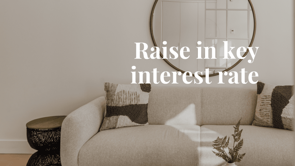 Key interest rate raise - Montreal.