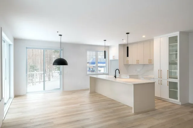 Appartement vendu, Bromont