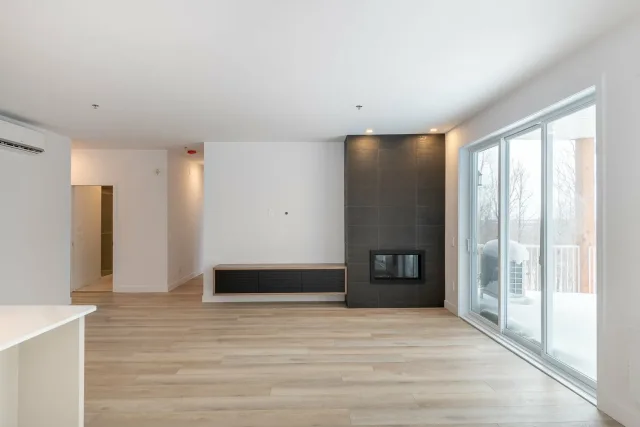 Appartement vendu, Bromont