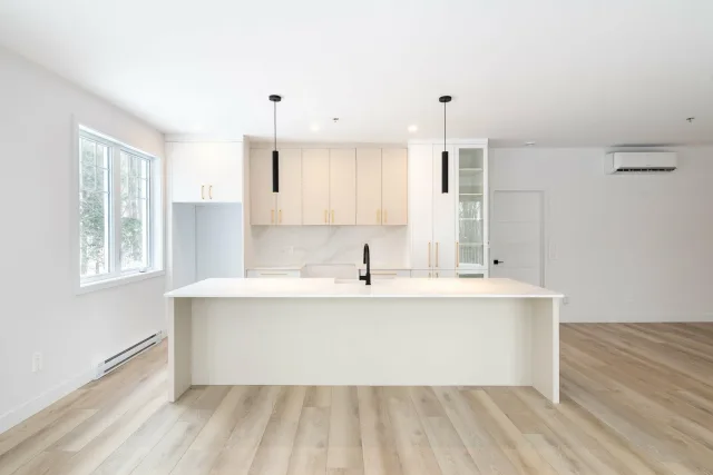 Appartement vendu, Bromont