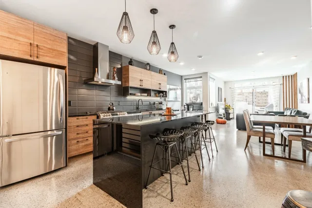 Appartement vendu, Ville-Marie