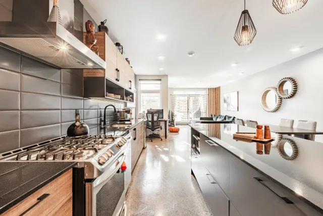 Appartement vendu, Ville-Marie