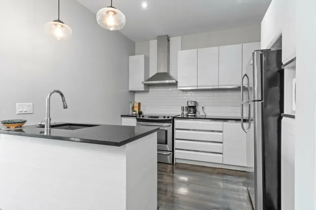 Appartement vendu, Pointe-Claire