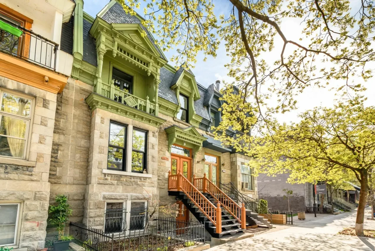Duplex vendu, Le Plateau-Mont-Royal
