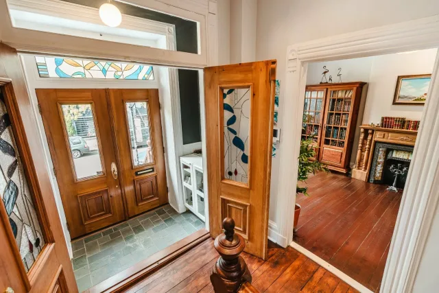 Duplex vendu, Le Plateau-Mont-Royal