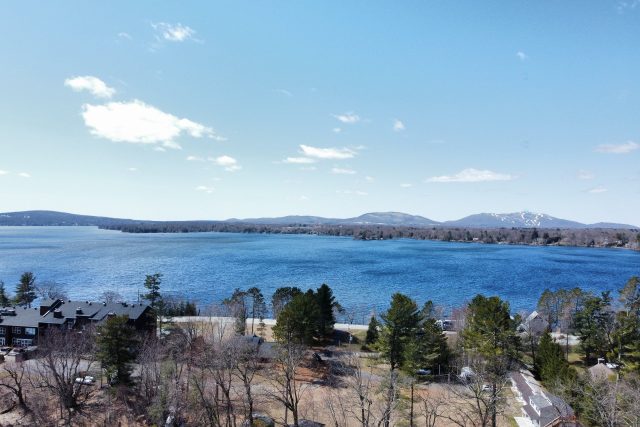 Bâtisse commerciale/bureau à vendre, Lac-Brome