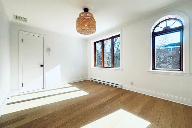 Appartement vendu, Mont-Royal