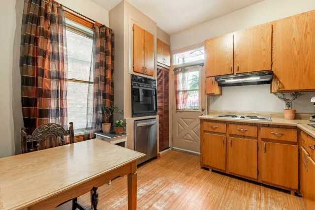 Plex vendu, Le Plateau-Mont-Royal