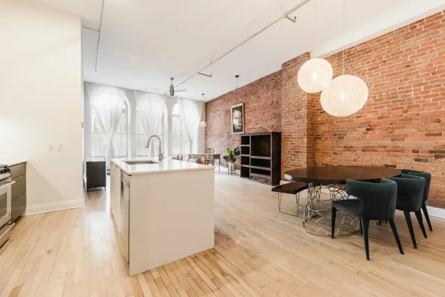Appartement vendu, Ville-Marie