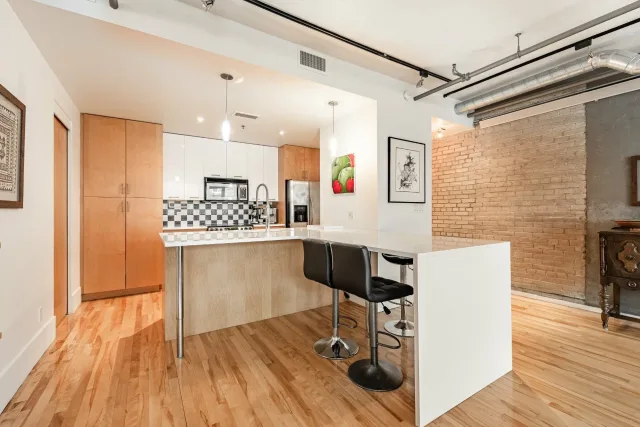 Appartement vendu, Ville-Marie