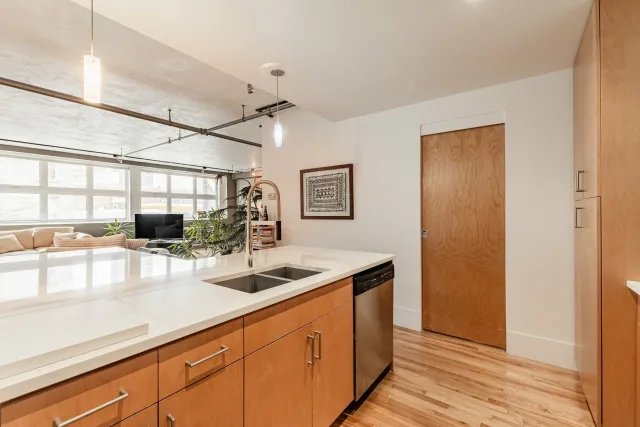 Appartement vendu, Ville-Marie