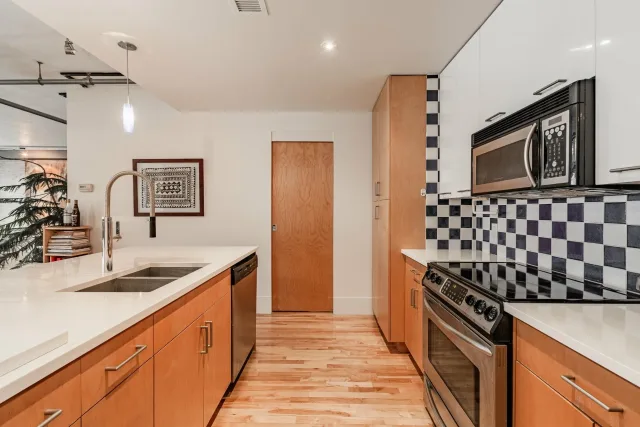 Appartement vendu, Ville-Marie