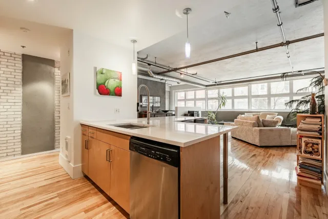 Appartement vendu, Ville-Marie