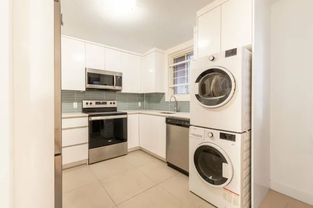 Triplex vendu, Le Plateau-Mont-Royal