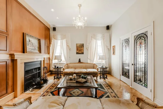 Appartement vendu, Ville-Marie