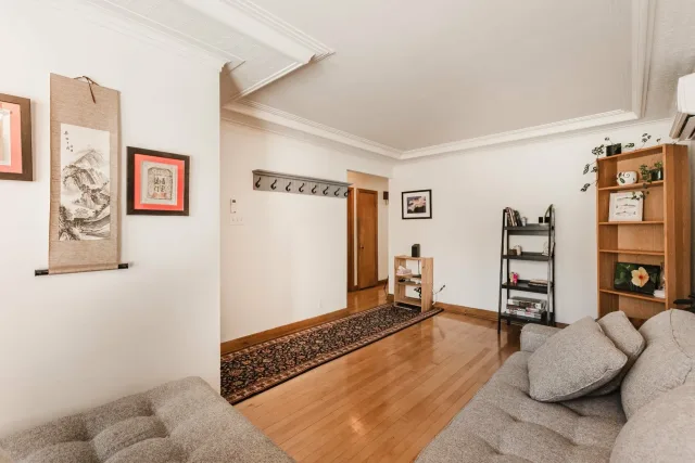 Triplex vendu, Le Plateau-Mont-Royal