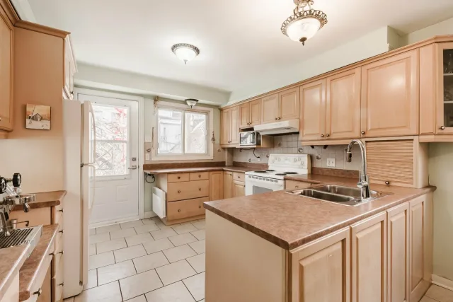 Triplex vendu, Le Plateau-Mont-Royal