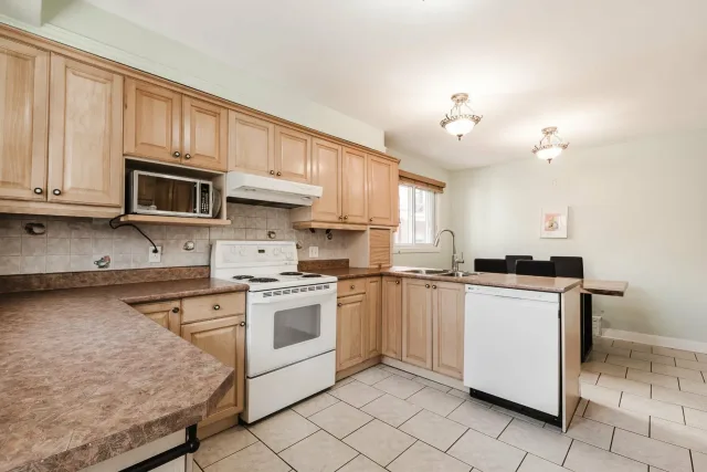 Triplex vendu, Le Plateau-Mont-Royal