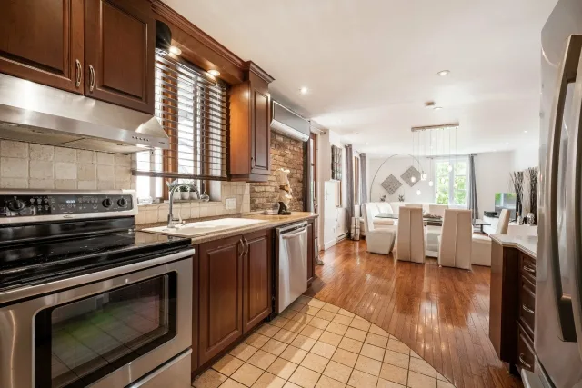 Quintuplex vendu, Le Plateau-Mont-Royal
