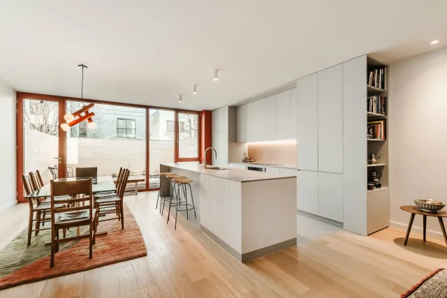 Duplex vendu, Le Plateau-Mont-Royal