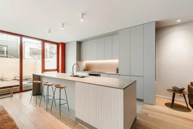 Duplex vendu, Le Plateau-Mont-Royal