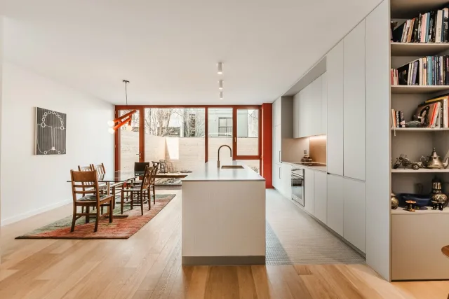 Duplex vendu, Le Plateau-Mont-Royal