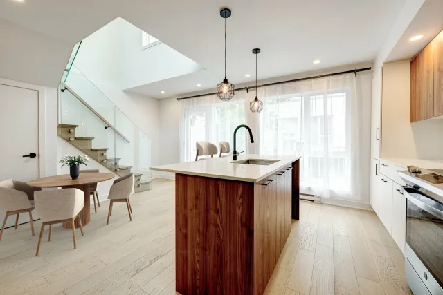 Appartement vendu, Ville-Marie