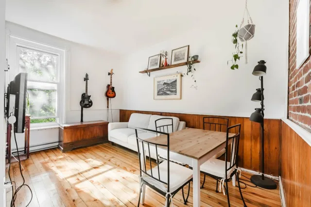 Plex vendu, Le Plateau-Mont-Royal