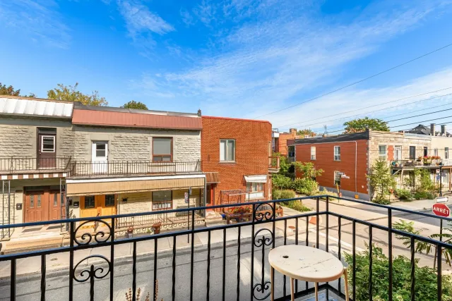 Plex vendu, Le Plateau-Mont-Royal