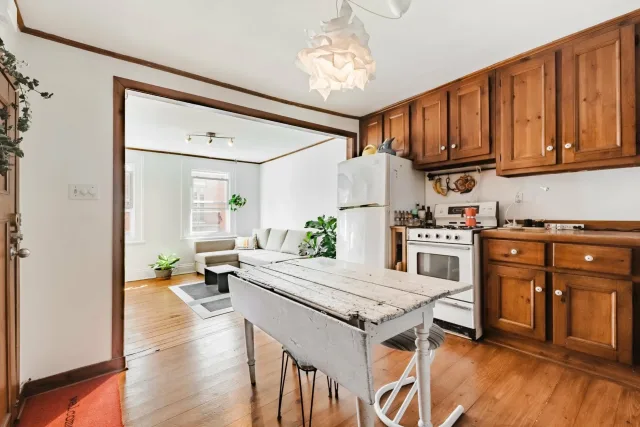 Plex vendu, Le Plateau-Mont-Royal