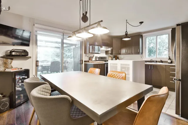 Quadruplex vendu, Le Vieux-Longueuil