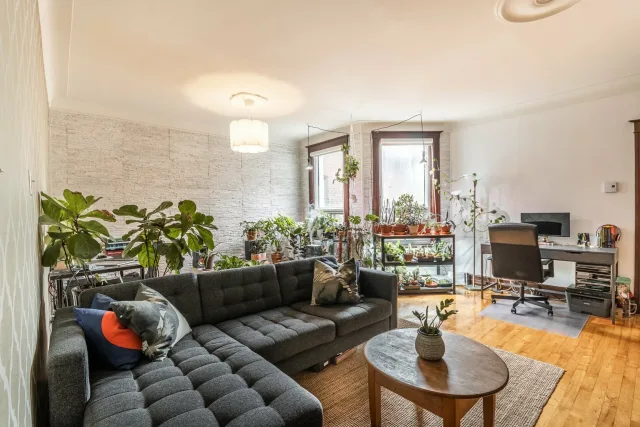 Triplex vendu, Le Plateau-Mont-Royal