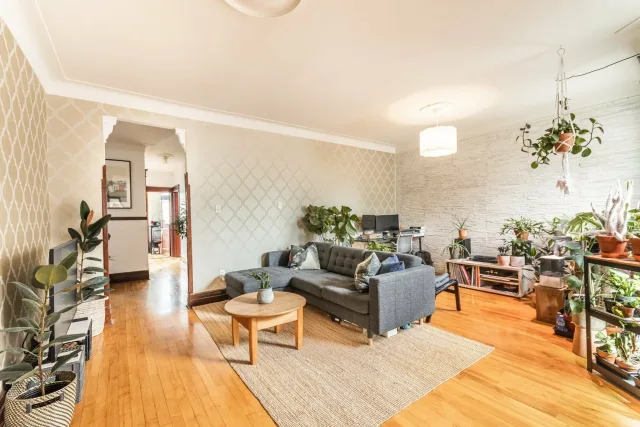 Triplex vendu, Le Plateau-Mont-Royal