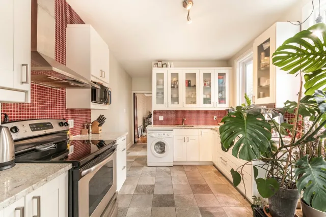 Triplex vendu, Le Plateau-Mont-Royal