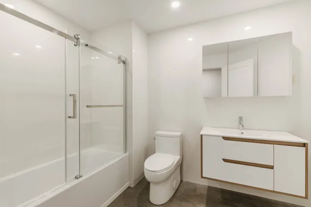 Plex vendu, Le Plateau-Mont-Royal