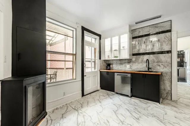 Triplex vendu, Le Plateau-Mont-Royal