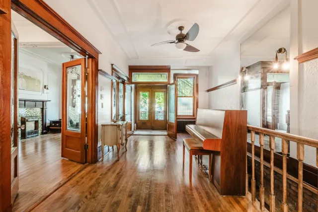 Appartement vendu, Ville-Marie