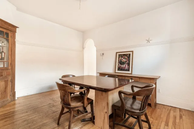 Appartement vendu, Outremont