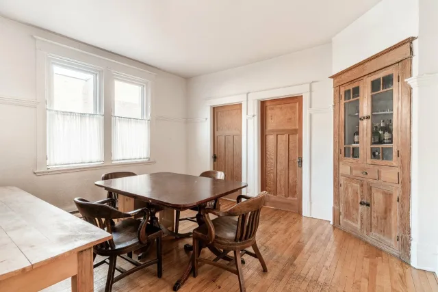 Appartement vendu, Outremont