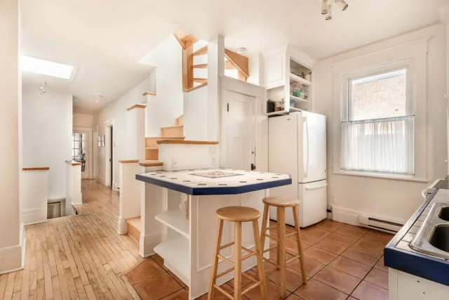 Appartement vendu, Outremont
