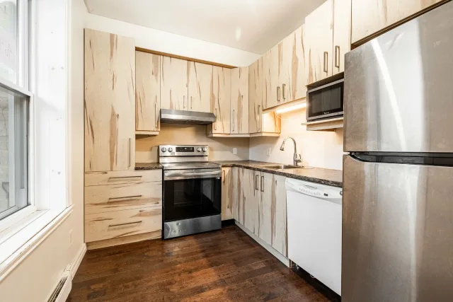 Quadruplex vendu, Le Plateau-Mont-Royal