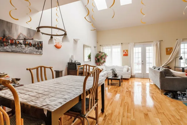 Appartement vendu, Ville-Marie