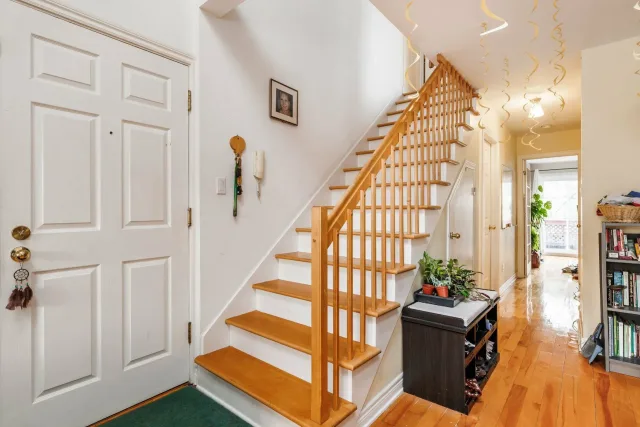 Appartement vendu, Ville-Marie
