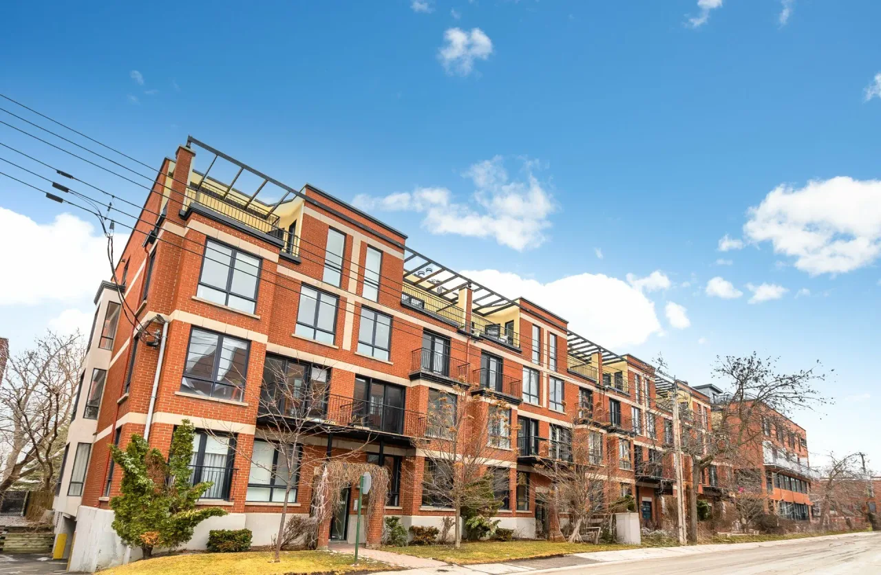 Appartement vendu, Outremont