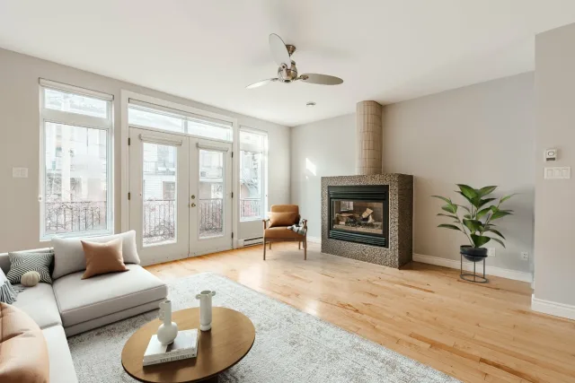 Duplex vendu, Le Plateau-Mont-Royal