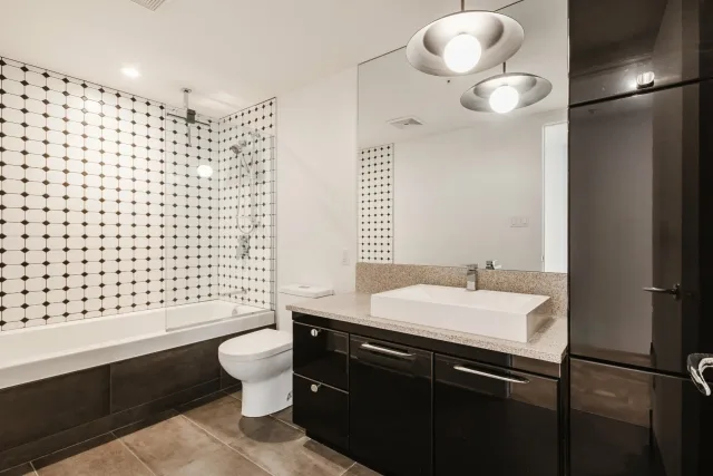 Appartement vendu, Ville-Marie