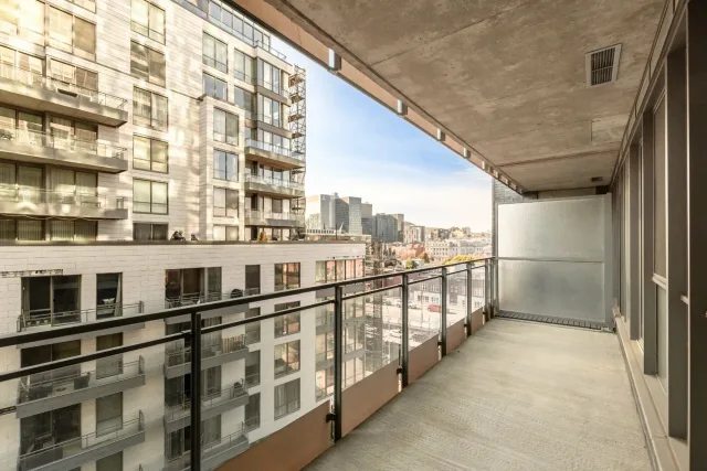 Appartement vendu, Ville-Marie