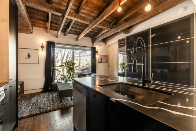 Appartement vendu, Ville-Marie