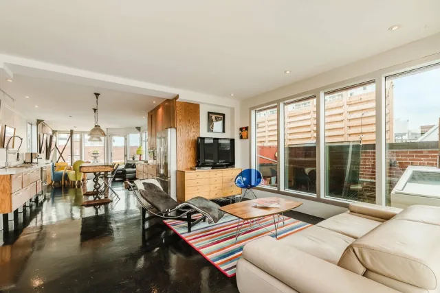 Plex vendu, Le Plateau-Mont-Royal