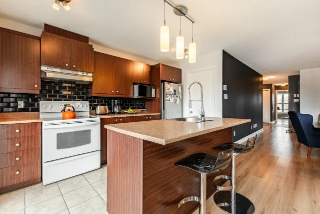 Appartement vendu, Brossard